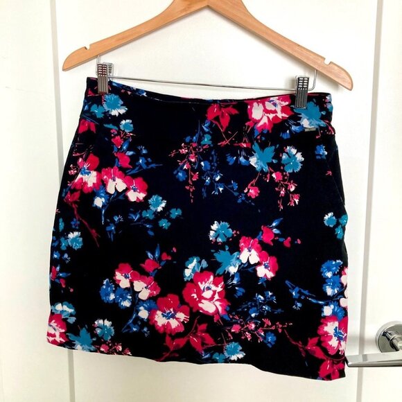 SC & Co Sz 10 Skort  Floral Pink Blue Stretch - Picture 1 of 7